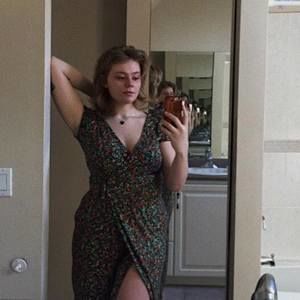 Meet your Posher, Courtney